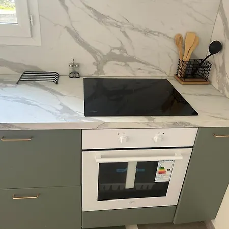 Belle Avec Terrasse Pechbonnieu